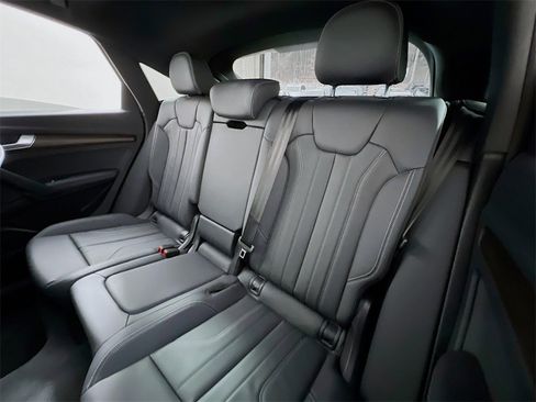 Used 2024 Audi Q5 2.0T Premium Plus image 22