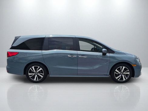 Used 2023 Honda Odyssey Touring image 4
