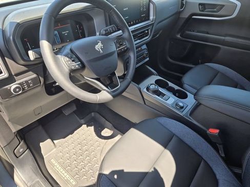 Used 2026 Ford Bronco Sport Outer Banks AWD/4WD image 10