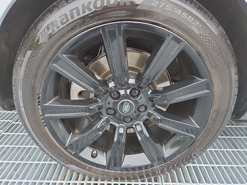 Used 2019 Land Rover Range Rover HSE AWD/4WD image 17