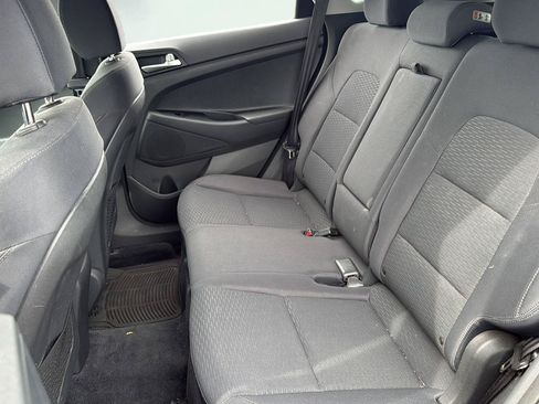 Used 2019 Hyundai Tucson SE AWD/4WD image 18