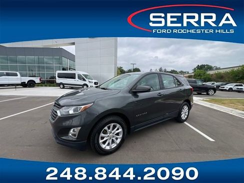 Used 2019 Chevrolet Equinox LS FWD image 1