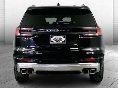 Used 2025 GMC Acadia Denali w/ LPO, Floor Liner Package image 3