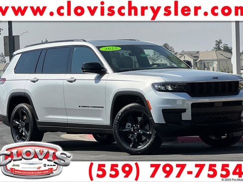 New 2025 Jeep Grand Cherokee L Altitude image 1