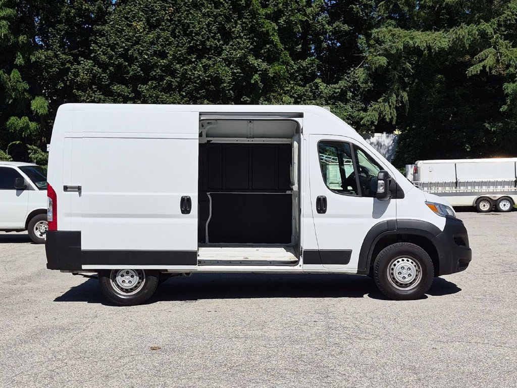Used 2025 RAM ProMaster 2500 w/ Convenience Group FWD image 21