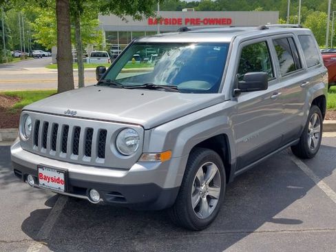 Used 2017 Jeep Patriot High Altitude FWD image 7