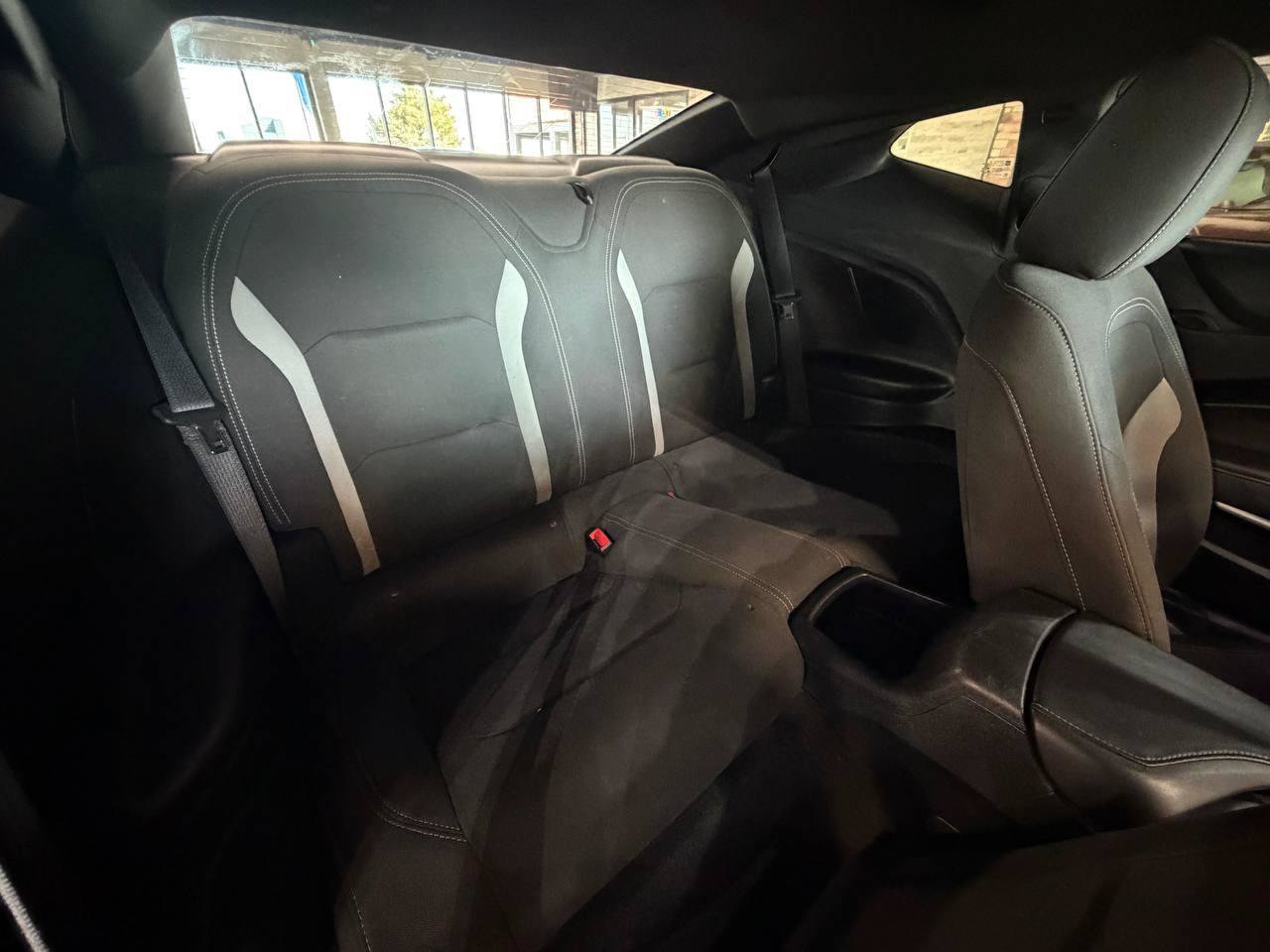 Used 2020 Chevrolet Camaro LS RWD image 11