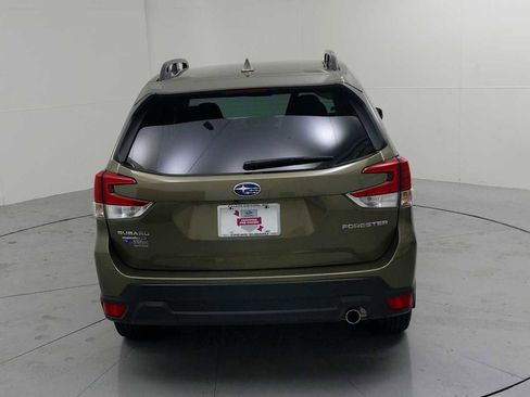 Used 2023 Subaru Forester Limited AWD/4WD image 9