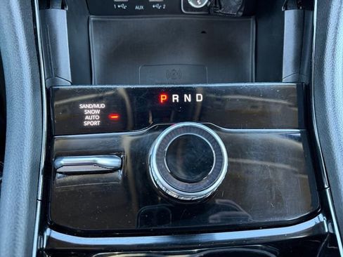 Used 2023 Jeep Grand Cherokee Limited w/ Luxury Tech Group II image 28