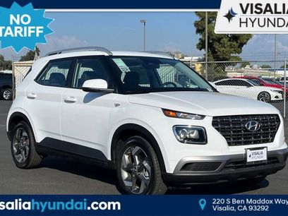 New 2025 Hyundai Venue SEL