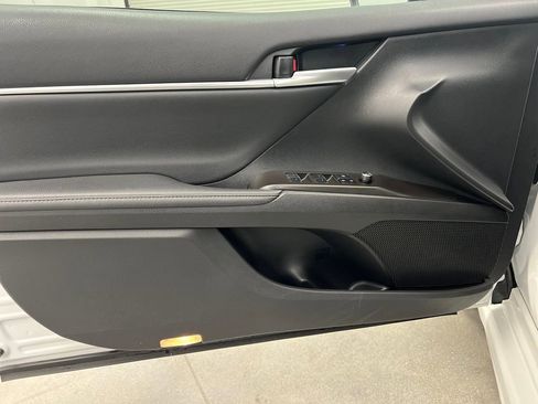 Used 2024 Toyota Camry XSE image 11