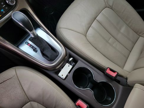 Used 2013 Buick Verano Premium image 14