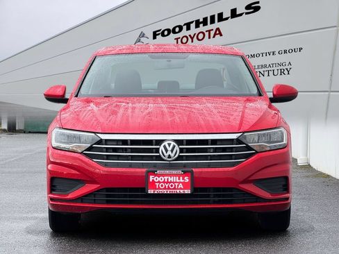 Used 2021 Volkswagen Jetta S w/ Driver Assistance Package FWD image 2