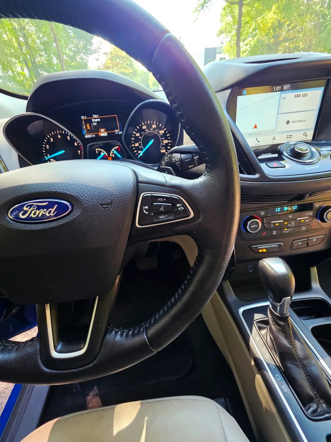 Used 2017 Ford Escape Titanium FWD image 33