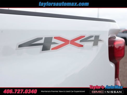 Used 2022 Chevrolet Silverado 2500 Custom w/ Custom Convenience Package AWD/4WD image 32