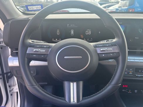 Used 2025 Hyundai Kona SEL image 27