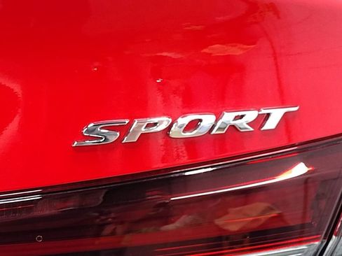 Used 2025 Honda Civic Sport image 14