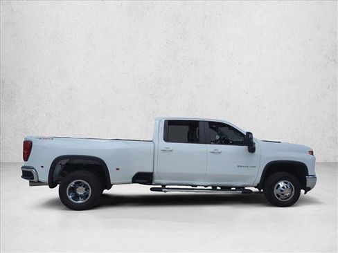 Used 2025 Chevrolet Silverado 3500 LT w/ All Star Edition image 4
