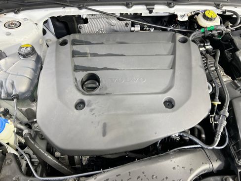 Used 2023 Volvo XC40 B5 Plus w/ Driver Assist Package image 30