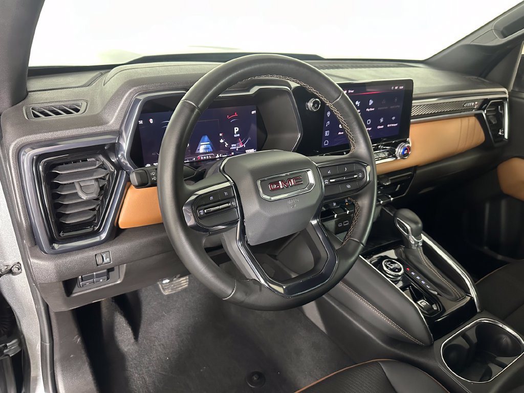 Used 2024 GMC Canyon AT4 AWD/4WD image 11