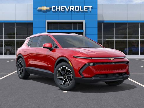 Used 2026 Chevrolet Equinox EV LT AWD/4WD image 7
