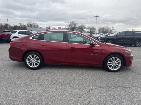 Used 2018 Chevrolet Malibu LT image 7