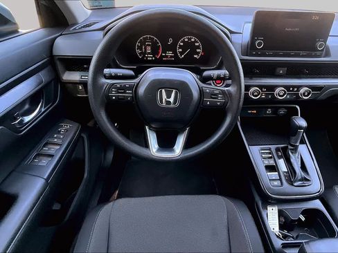 Used 2025 Honda CR-V LX image 6
