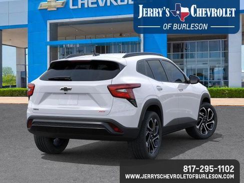 New 2026 Chevrolet Trax RS FWD image 5