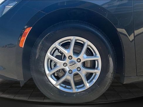 Used 2023 Chrysler Voyager LX FWD image 31