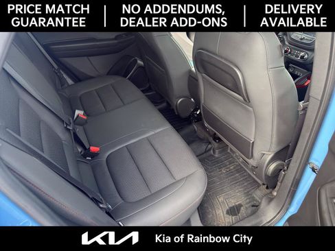 Used 2023 Chevrolet TrailBlazer RS FWD image 16