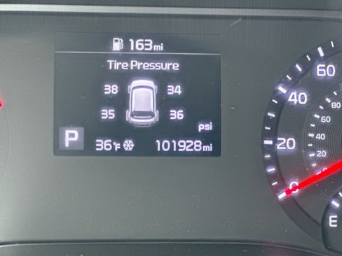 Used 2021 Kia Soul LX image 13