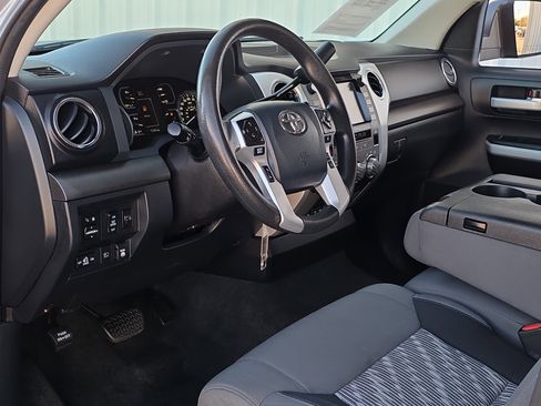 Used 2020 Toyota Tundra SR5 image 12
