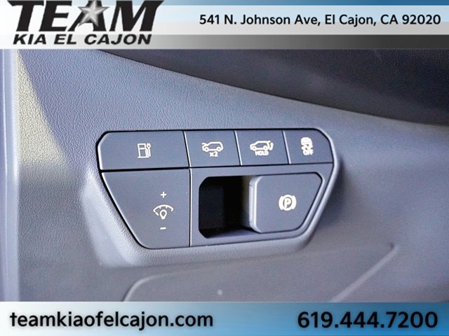 Certified 2024 Kia EV9 Light Long Range RWD image 30