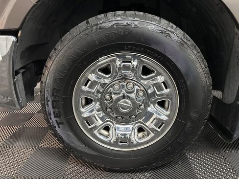 Used 2015 Nissan NV 3500 SL w/ Technology Package RWD image 34