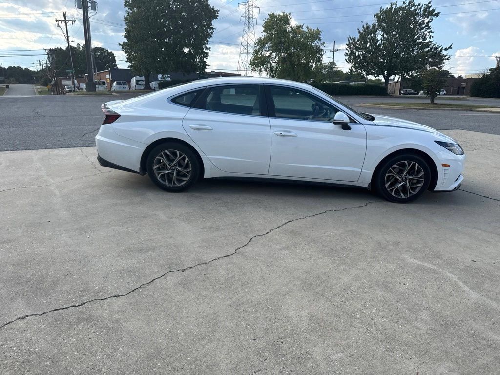Used 2023 Hyundai Sonata SEL FWD image 12
