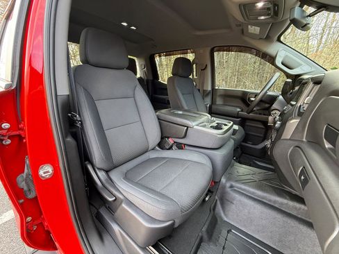 Used 2019 Chevrolet Silverado 1500 Custom Trail Boss image 26