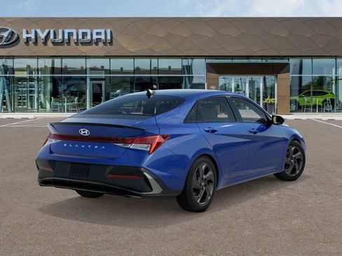 New 2026 Hyundai Elantra Sport image 4