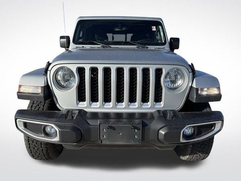 Used 2023 Jeep Gladiator Overland image 5