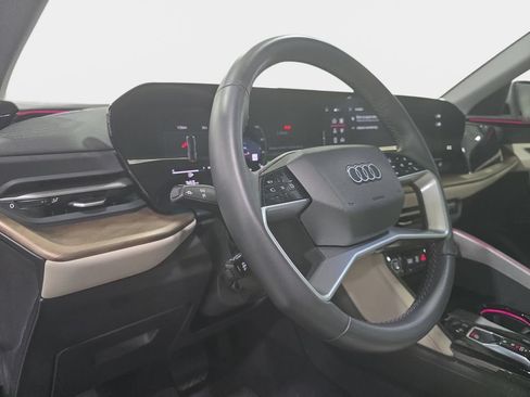 Used 2025 Audi Q5 Premium AWD/4WD image 19
