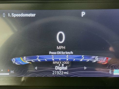 Certified 2025 Jeep Grand Cherokee Altitude AWD/4WD image 21