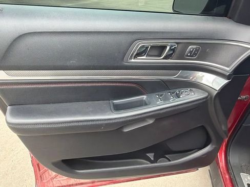 Used 2016 Ford Explorer Sport w/ Equipment Group 401A AWD/4WD image 20