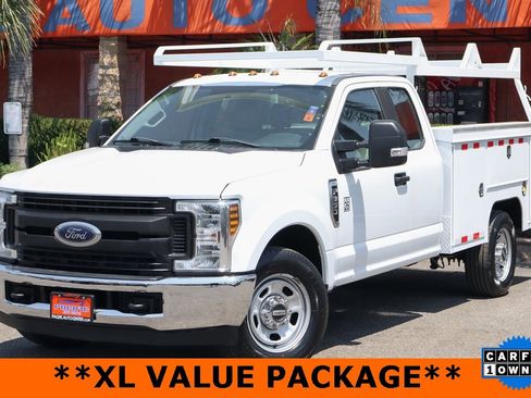 Used 2019 Ford F350 XL w/ XL Value Package image 4