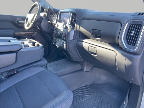 Used 2020 Chevrolet Silverado 1500 RST image 34