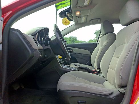 Used 2013 Chevrolet Cruze LT w/ RS Package FWD image 11