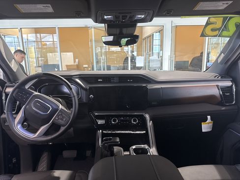 New 2025 GMC Sierra 1500 Denali image 6