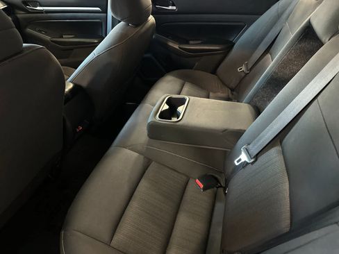 Used 2022 Nissan Altima 2.5 SV FWD image 5
