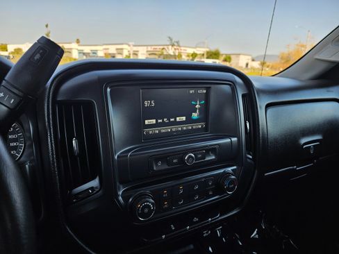 Used 2018 GMC Sierra 3500 4x4 Crew Cab image 32