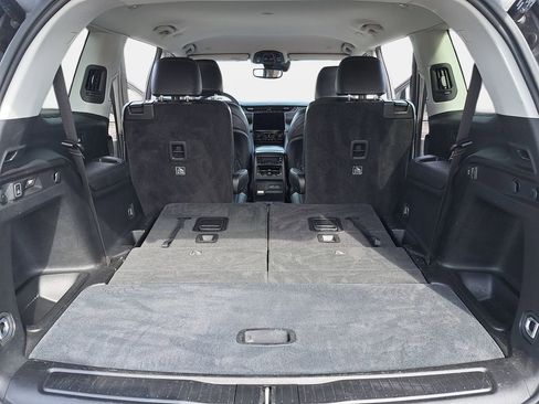 Certified 2023 Jeep Grand Cherokee L Limited w/ Trailer Tow Group (B) image 15