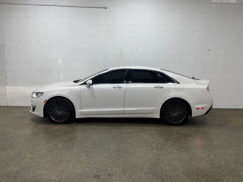 Used 2017 Lincoln MKZ Reserve AWD/4WD image 6