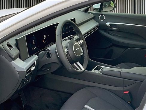 New 2026 Hyundai Sonata SEL FWD image 7